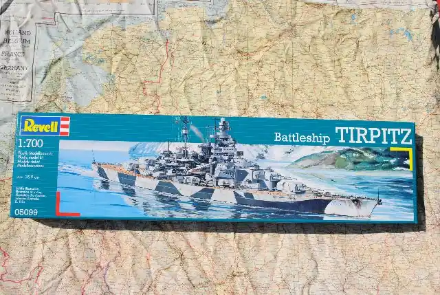 Aanbieding Revell 05099 TIRPITZ Kriegsmarine Battleship